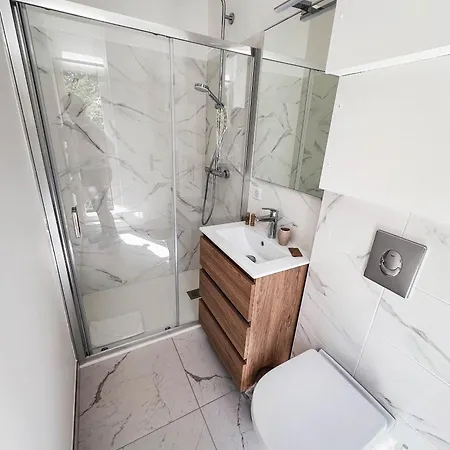 Weliving Holiday home Caen