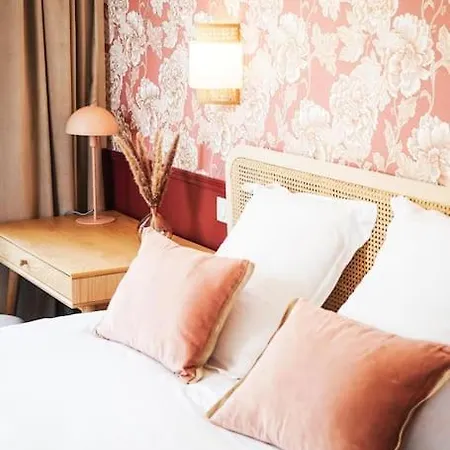 Weliving Semesterbostad *