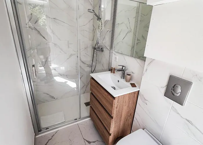 Weliving Holiday home Caen